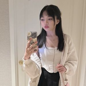 Meet your Posher, Lauren